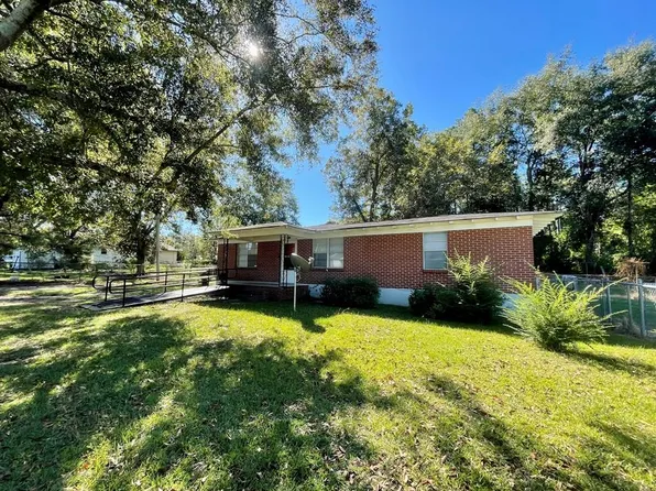 503 W Wallace St, Sylvester, GA 31791