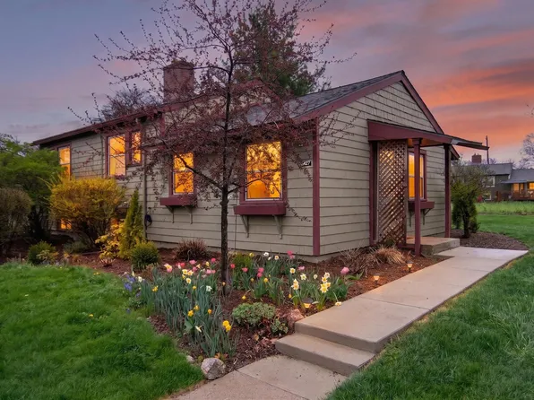 3427 Richard St, Ann Arbor, MI 48104