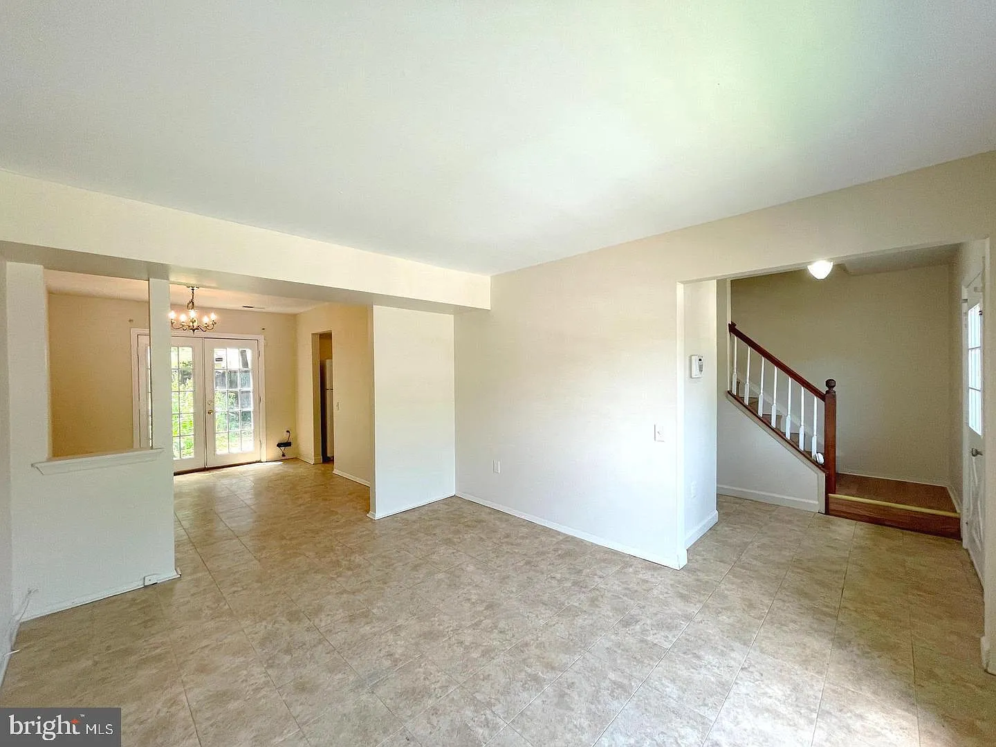 3 bed, 1.5 bath, 1188 sqft, $1,995 — Photo 3