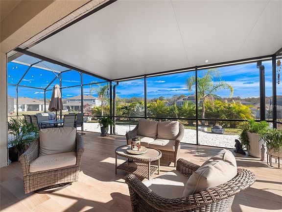 3rd image of 4531 Hillingdam Rd