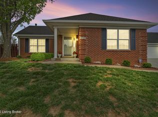 8714 Broadwood Ct, Louisville, KY 40291