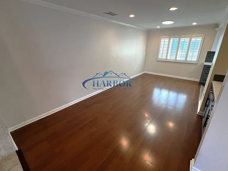 21901 Moneta Ave #34 — Photo 7