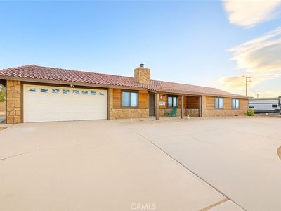 8821 Wadi, Phelan, CA, 92371
