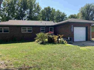 8307 E Indianapolis St, Wichita, KS 67207