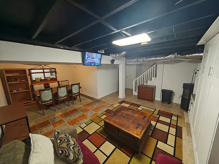3190 Crestview Cir — Photo 17
