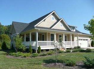 5 Silo View Ct, Asheville, NC 28804