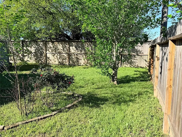 15823 Regal Trace Ln — Photo 19