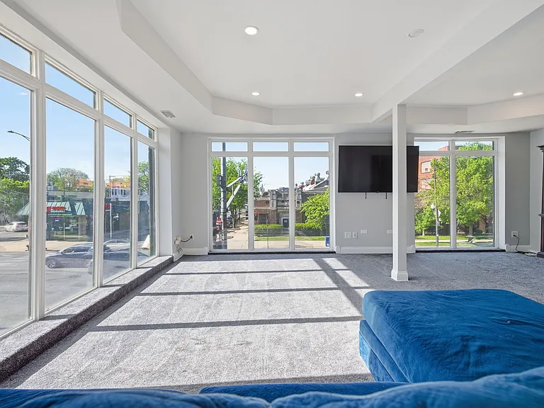 4159 W Fullerton Ave #2 — Photo 7