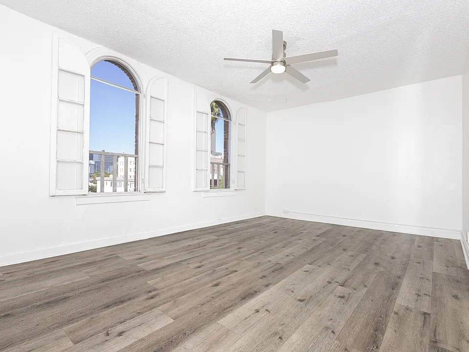 Berendo Lofts LLC