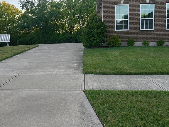 3rd image of 7617 Legacy Ridge Dr
