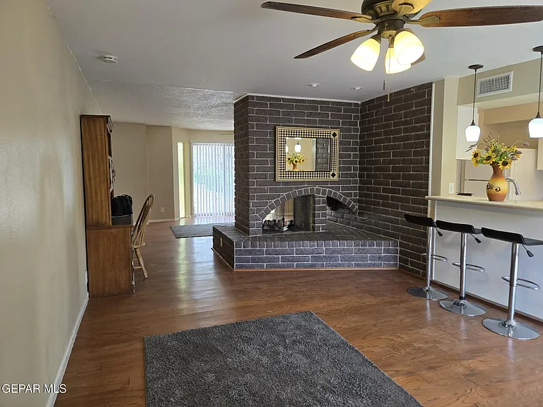 500 Thunderbird Dr #116 — Photo 11