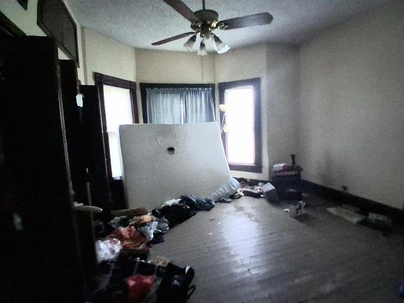 5th image of 523 Bennett Blvd