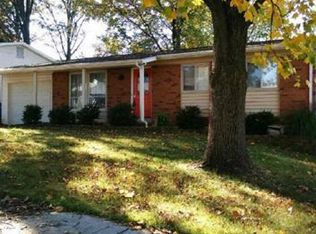 1337 Glenmeade Dr, Maryland Heights, MO 63043