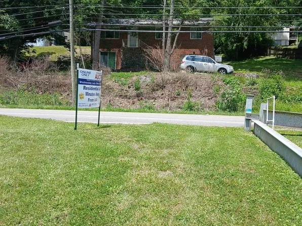 638 Campbells Creek Dr, Charleston, WV 25306