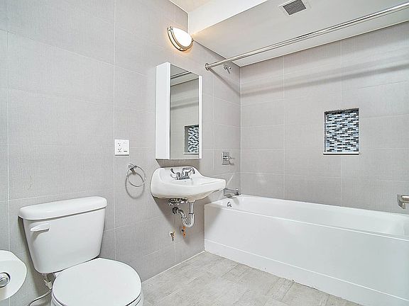 3rd image of 2139 3rd Ave APT 7C