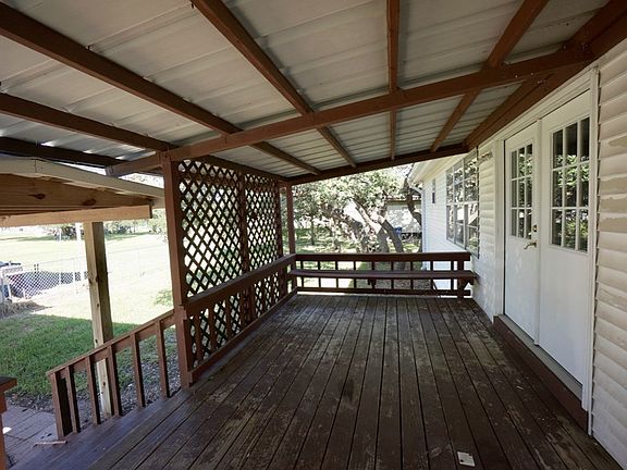 5th image of 1409 W Jefferson Ave