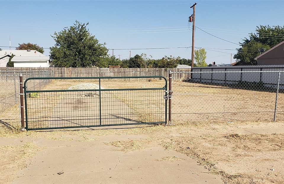 1st image of 1705 S Cahoon Ave