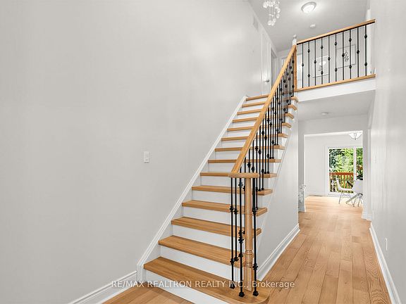 3rd image of 416 Alex Doner Dr