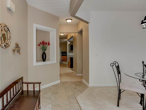 2nd image of 1436 Penhurst Dr