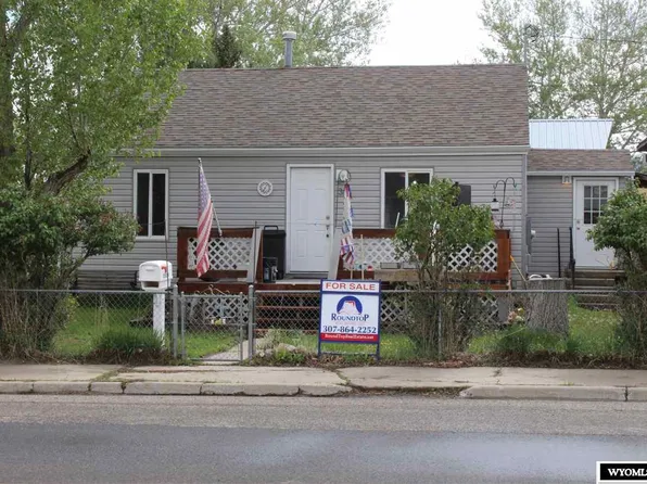 301 S 5th St, Thermopolis, WY 82443