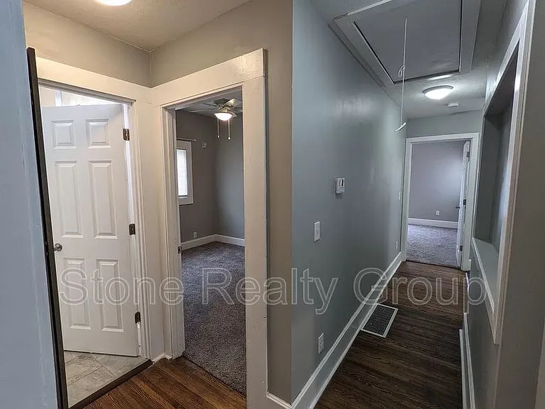 2525 N 12th St — Photo 7
