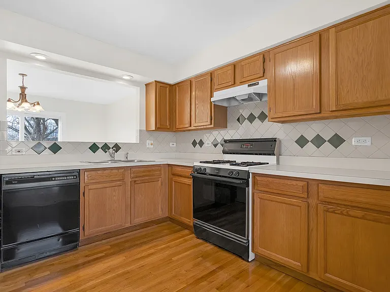 5370 Sequoia Ct — Photo 4