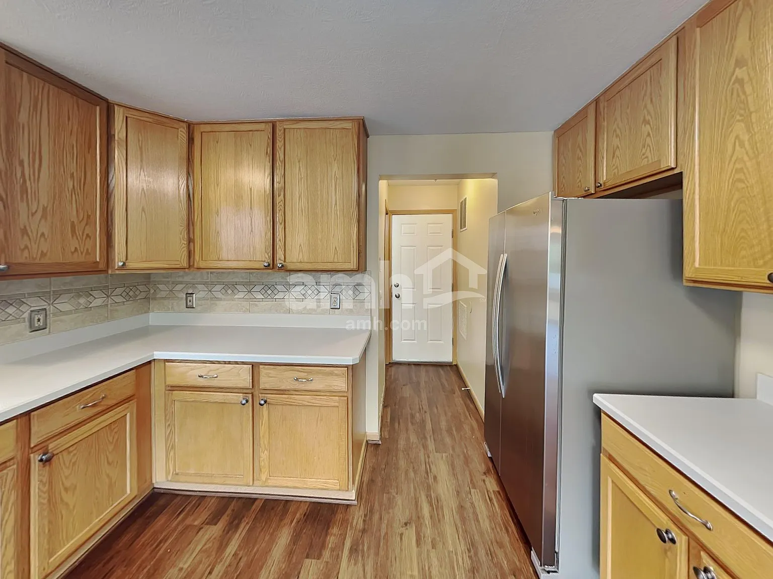 3 bed, 2.5 bath, 2208 sqft, $2,480 — Photo 4