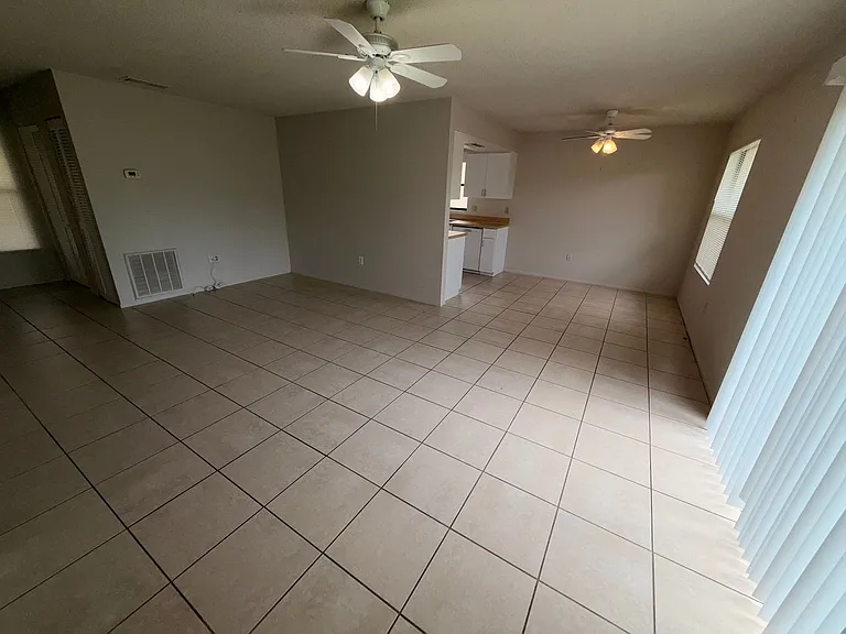 1832 Rita St — Photo 6