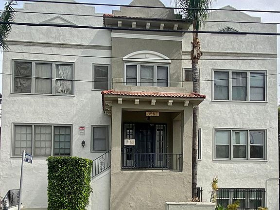 Beaux-Arts Building built in HOLLYWOODLAND 1923