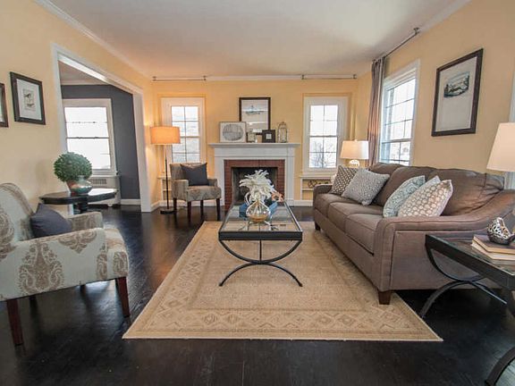 3rd image of 5311 N Shoreland Ave