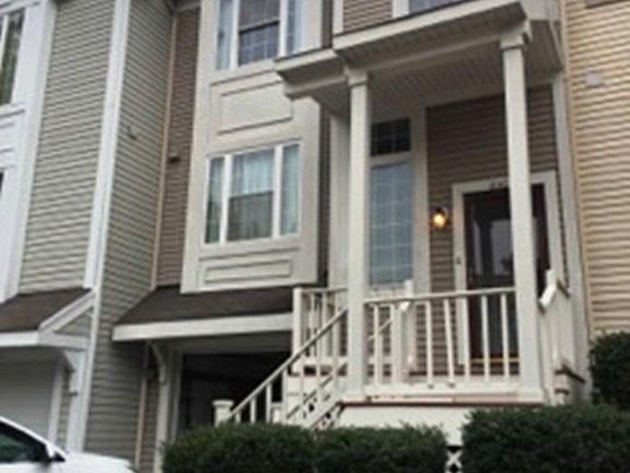 2nd image of 8303 Southern Oaks Ct