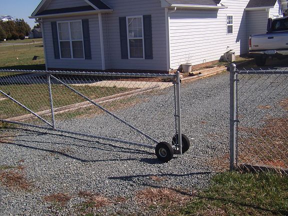 sliding gate entrance