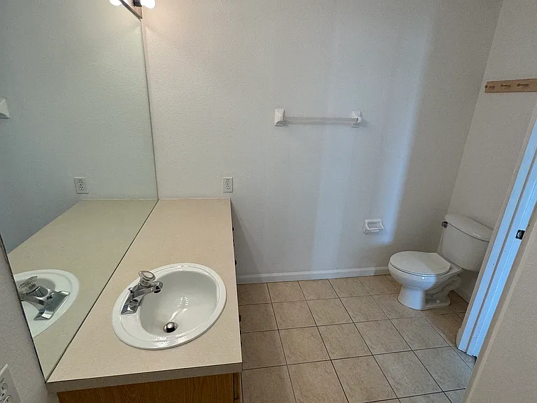 2368 Silver Palm Dr — Photo 21