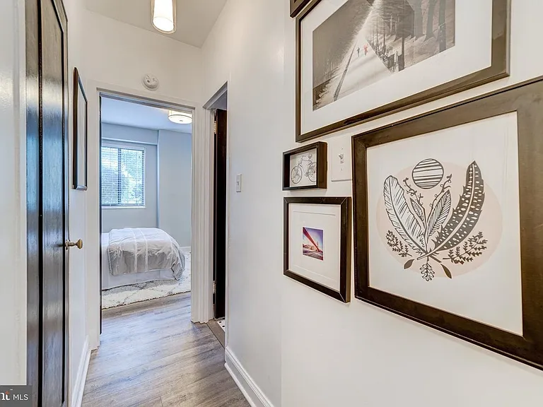 1 Scott Cir #1 — Photo 14