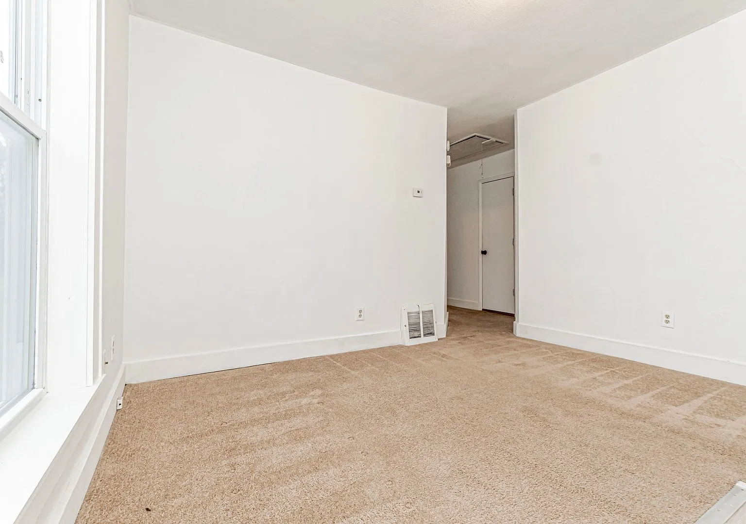Please View 3D Virtual Walk-Through Before Scheduling a Showing — Photo 3