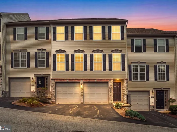 2705 Equestrian Dr #142, York, PA 17402