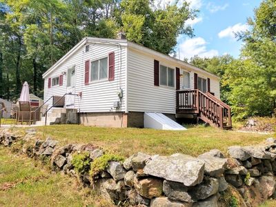 75 Old Chestnut Hill Rd, Millville, MA, 01529