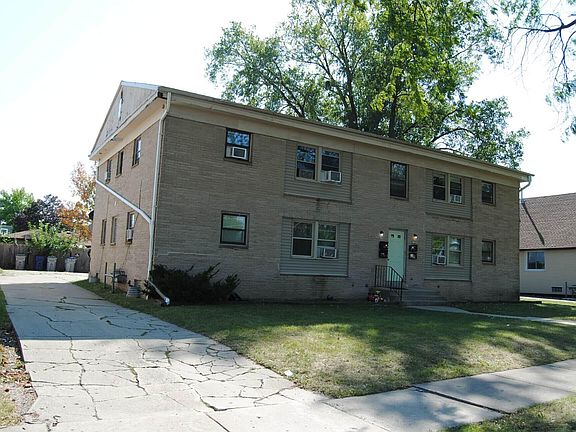 3rd image of 2301 W Plainfield Ave