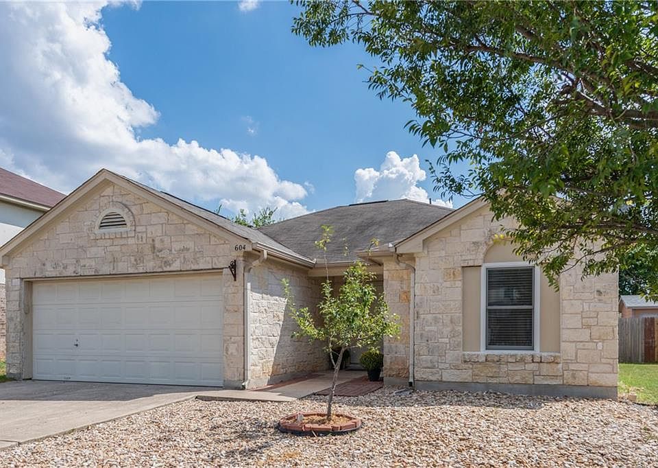 1st image of 604 Camino Alto Dr