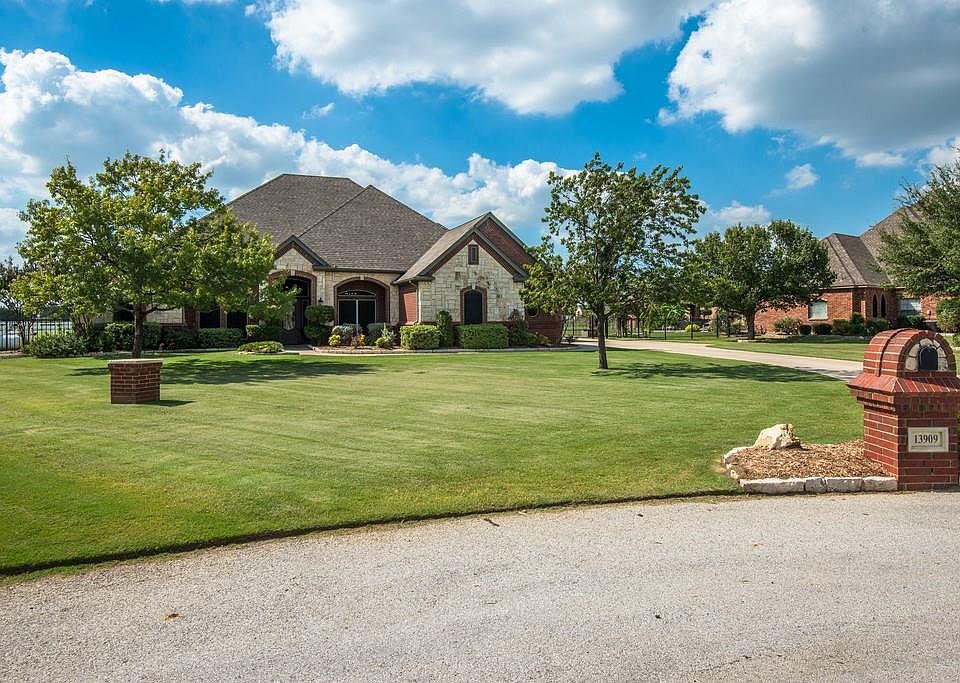 1st image of 13909 Grant Springs Ct