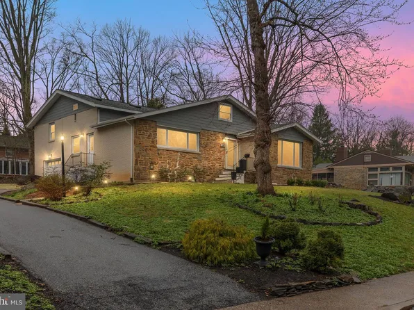 714 W Matson Run Pkwy, Wilmington, DE 19802