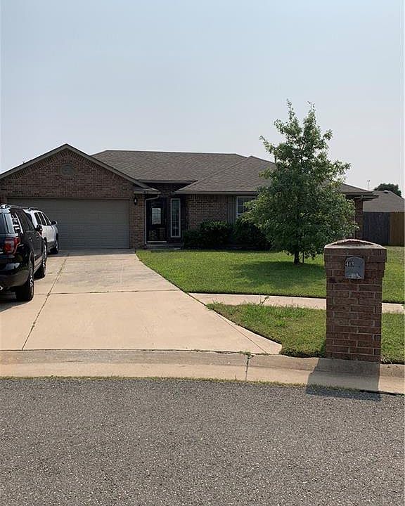 1st image of 413 Hidden Creek Way