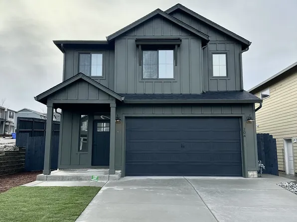 204 W Maple St, Washougal, WA 98671
