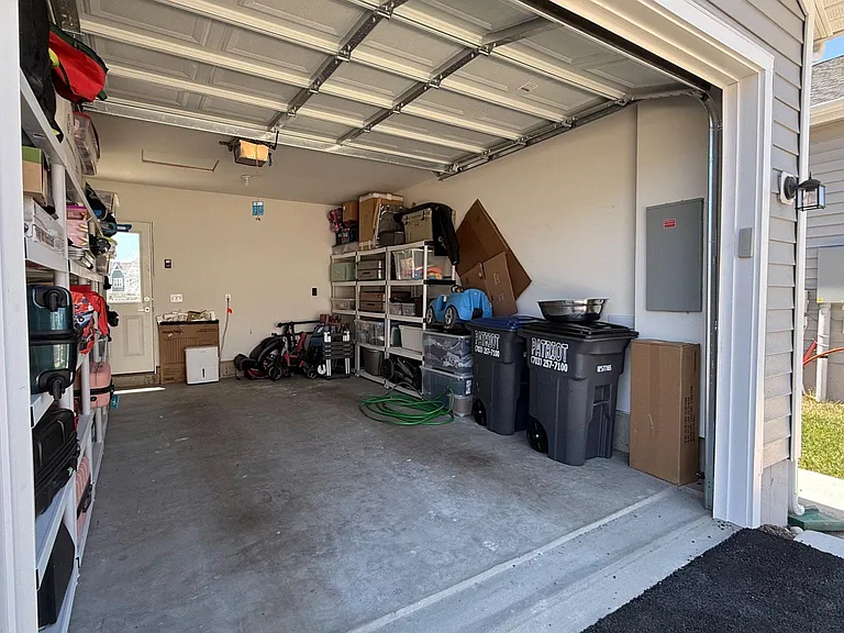 41911 Poplar Meadow Dr — Photo 12