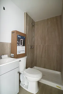 Rented by City Connections Realty | media 3