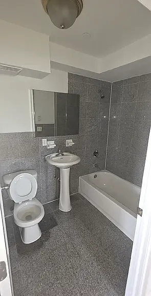 27-35 21st St #4AA — Photo 6