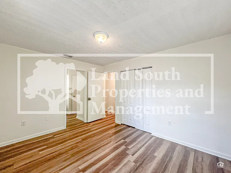 246 Mary Catherine Ct — Photo 11