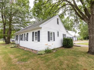 120 W George St, Mascoutah, IL 62258