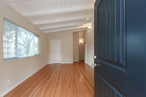 3rd image of 1672 Carmel Dr