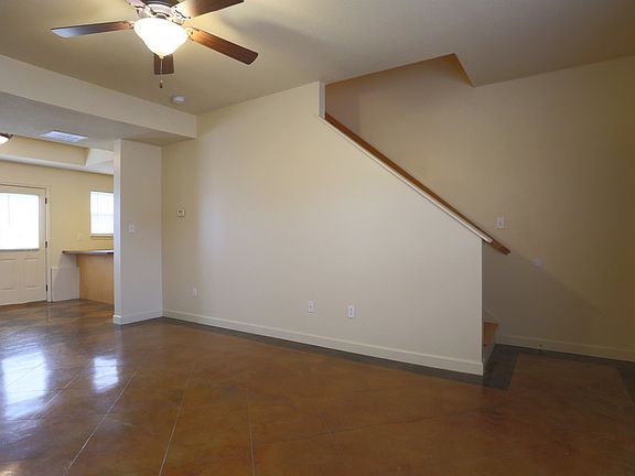 3rd image of 3209 Jenne Hill Dr